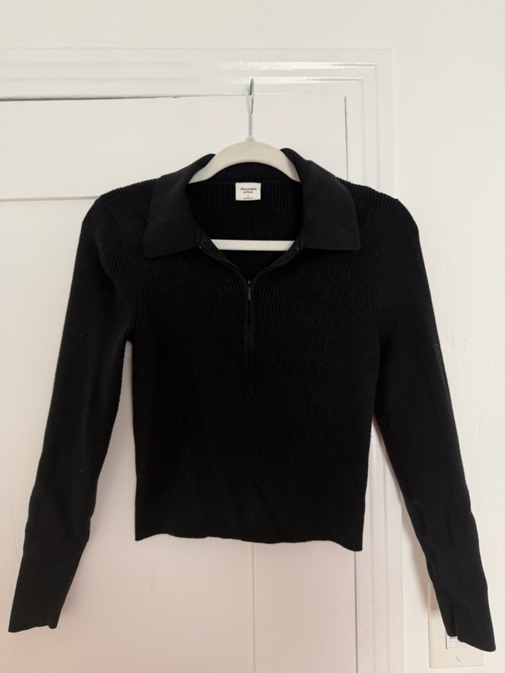 Abercrombie & Fitch Black Ribbed Zip-Collar Long Sleeve Top